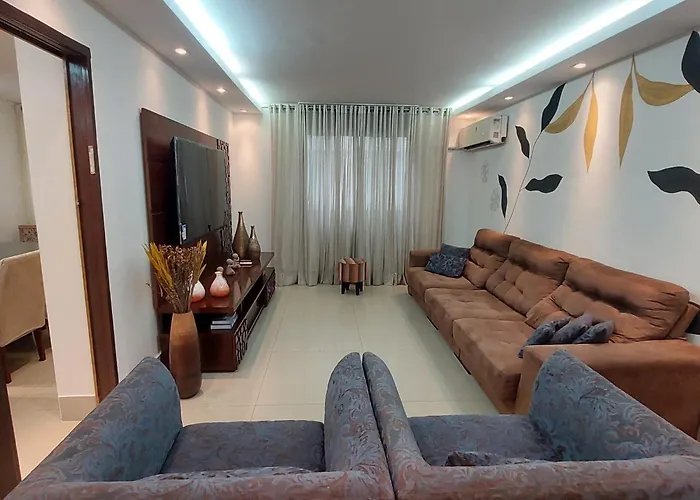 Apartamento De Luxo, Quadra Da Praia